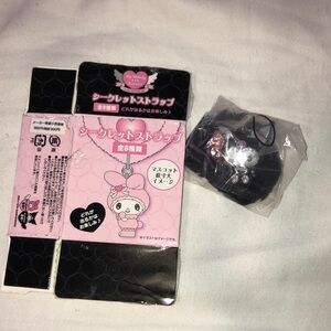 my melody and kuromi 20th anniversary blind box character keychain charm